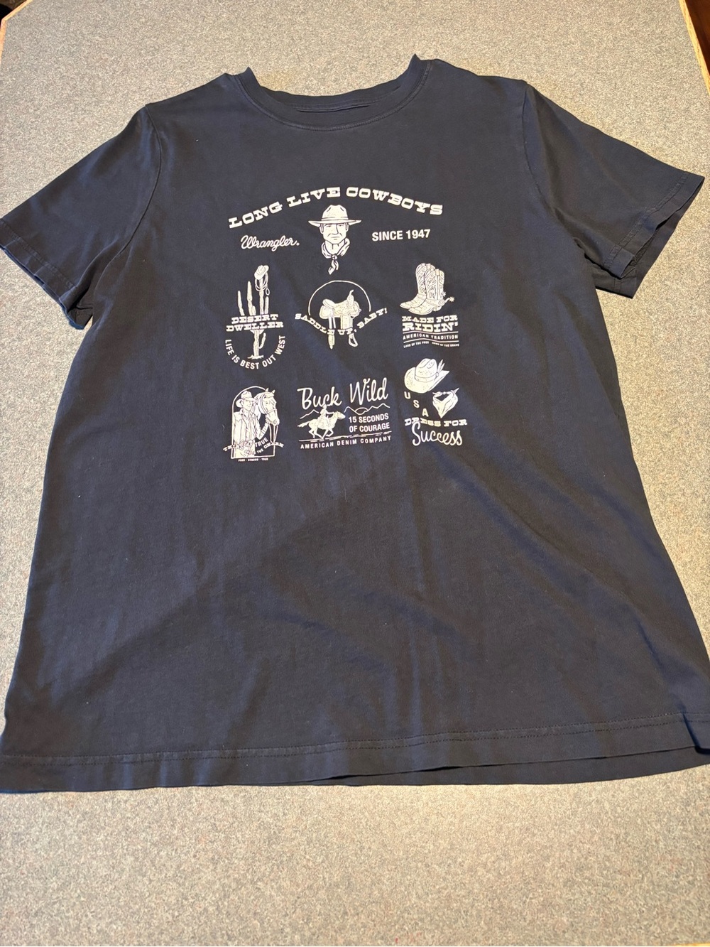 Wrangler Black Short Sleeve Tee with White Western Graphic
